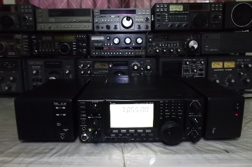 MEDAN RADIO: Icom IC-7410 set line