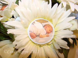 #baby picture as the daisy center, #baby boy party, #Glue Dots, #Photoshop, #easy centerpiece, #Florals-Family-Faith, #Cindy Rippe, 