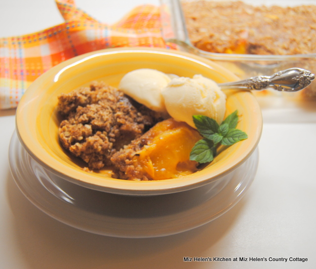 Old Fashioned Peach Crisp at Miz Helen's Country Cottage