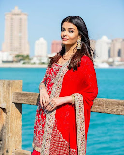 Aishwarya Rai Bachchan Cute Pics In Red Ghagra