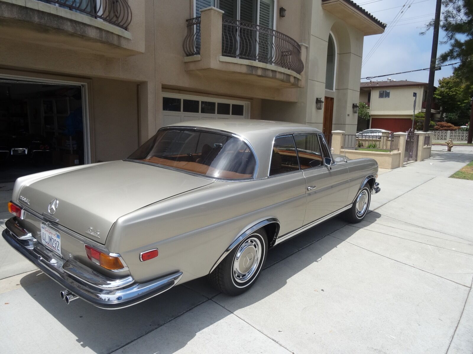 Mercedes-Benz W111 280SE 3.5 Coupe