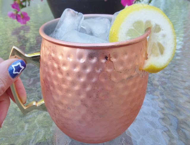 lemon moscow mule in copper mug