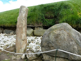 Tombe Néolithique de Knowth Irlande