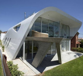 FACHADAS DE CASA CON BALCONES