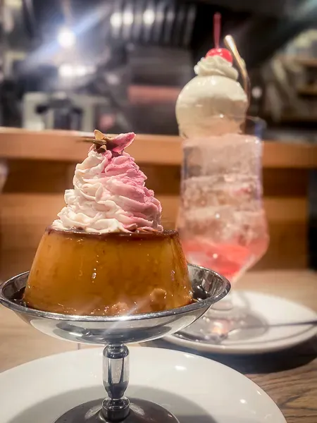 浅草『February Cafe』さくらホイッププリンとさくらクリームソーダ
