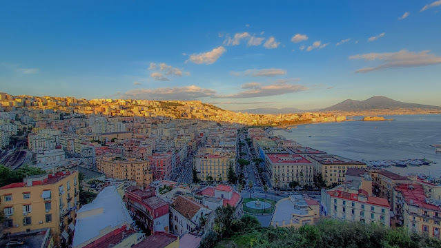 Panorama famoso di Napoli