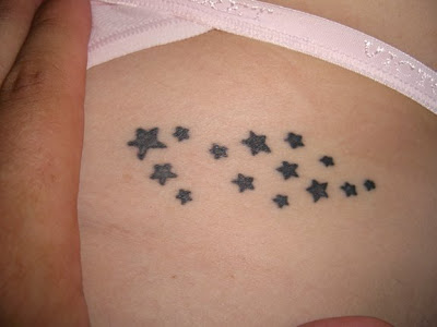 star tattoo on hip bone. Star Tattoos On Hip For Girls.