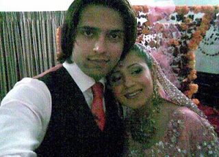 Fahad Mustafa with His Wife Mehwish Hayaat