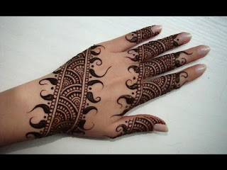 Christmas  Mehndi Designs