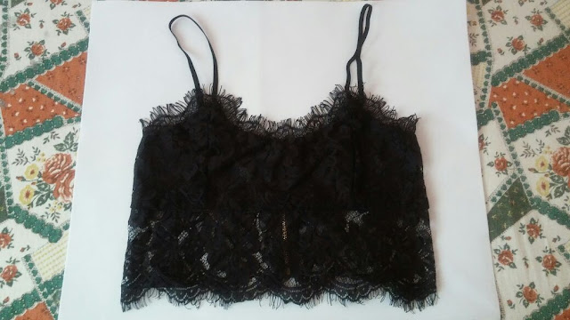 cropped de renda preto