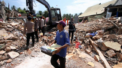 Korban Gempa Lombok Mengaku Ngeri Lihat Rumah