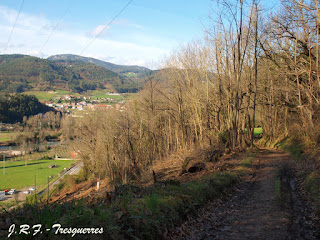 Cornellana desde la bajada a La Rodriga