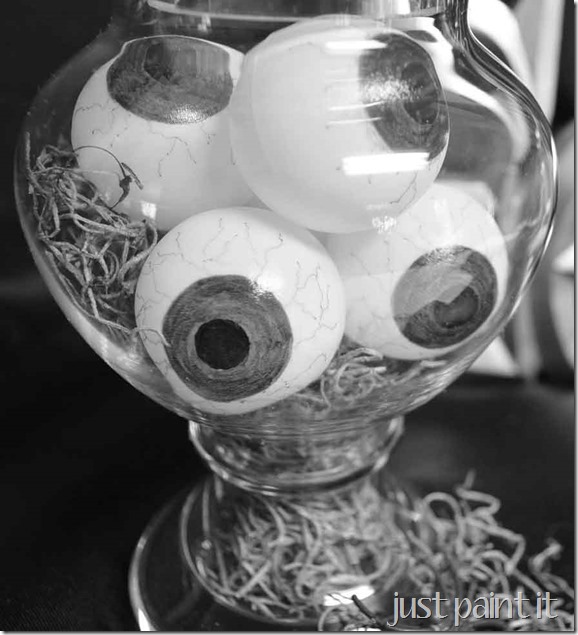 make-spooky-eyeballs-P