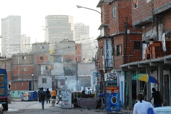 La cultura de la pobreza y el voto calificado