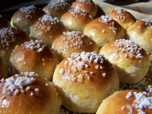 Petites brioches au sucre