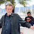 JOHN HURT enfermo con cáncer de páncreas