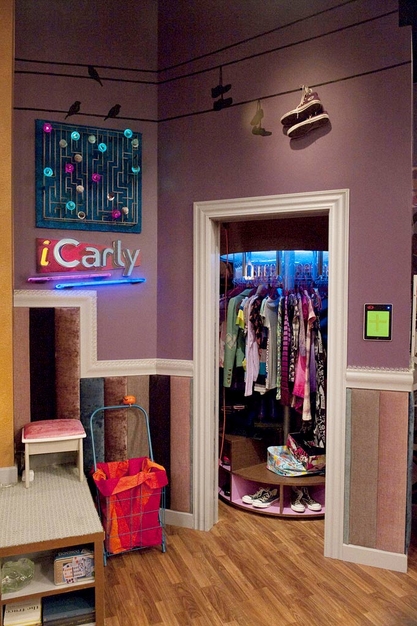 ICarly Show - Great Girls Room Pieces - Scottsdaledesigner