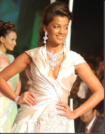 Bollywood Celebs walks ramp  at IIJW 20104