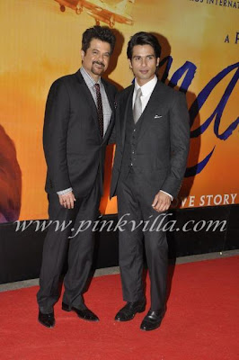 Bollywood Celebrities @ Mausam Movie Premiere