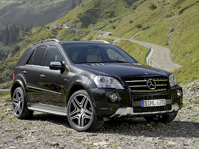 2009 Mercedes-Benz ML63 AMG Performance Studio