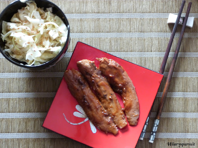 Aiguillettes de canard marinées aux baies de Sichuan et sa salade de chou au sésame