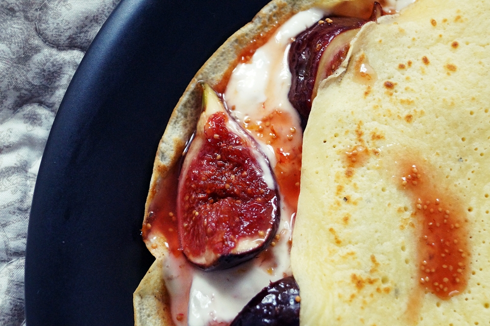 Crêpes mit Ziegenfrischkäse und Feige