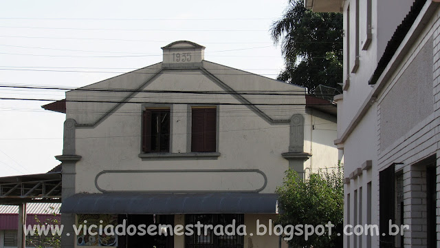 Casario antigo no centro de Monte Belo do Sul, RS