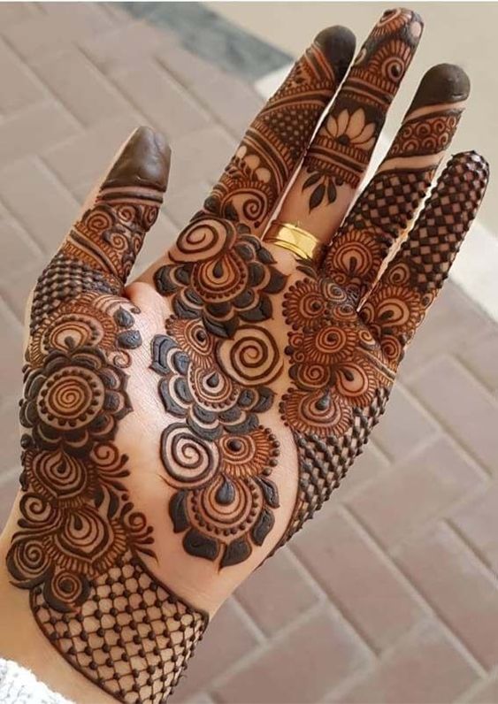 arabic front mehndi design