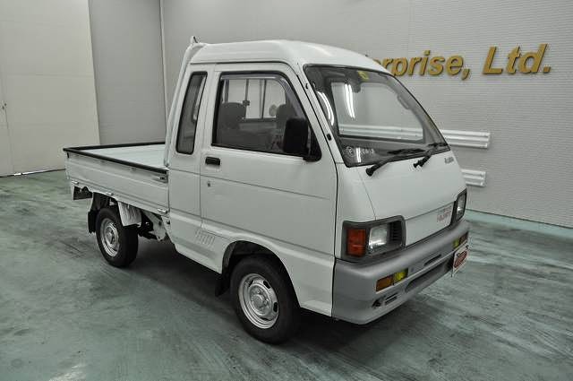 1991 Daihatsu Hijet Jumbo for Malawi to Dar es salaam - Japanese used cars