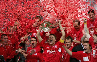 Wallpaper-Steven-Gerrard-When-His-Team-Became-The-Champion-Photo-Liverpool