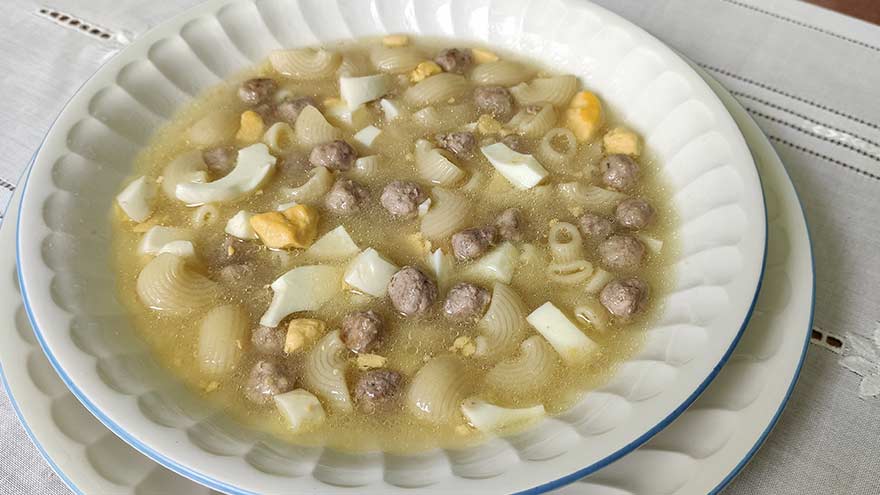 Sopa con albondiguillas