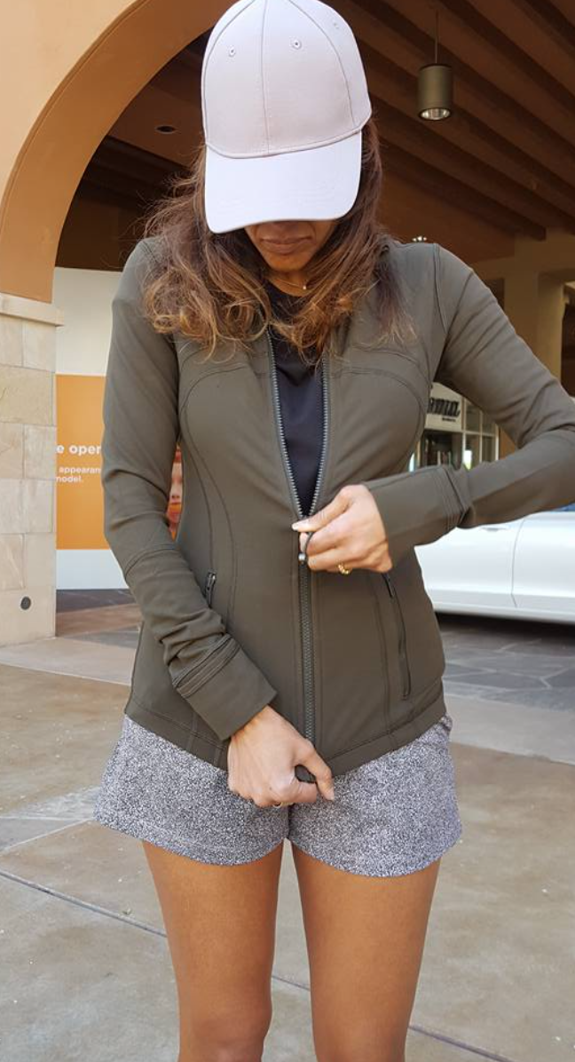 https://api.shopstyle.com/action/apiVisitRetailer?url=https%3A%2F%2Fshop.lululemon.com%2Fp%2Fwomen-shorts%2FOn-The-Fly-Short%2F_%2Fprod8431338%3Frcnt%3D15%26N%3D809%26cnt%3D23%26color%3DLW7AGES_029270&site=www.shopstyle.ca&pid=uid6784-25288972-7