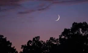 Eid moon picture in the sky - New moon picture download - Eid moon picture - NeotericIT.com - Image no 8