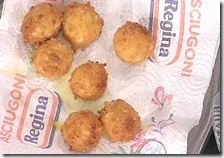 Crocchette di formaggio di malga con salsa di mele
