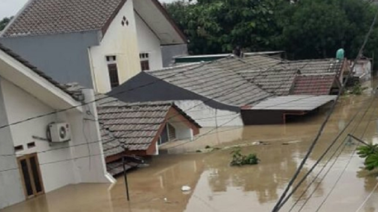 Puisi Dampak Banjir