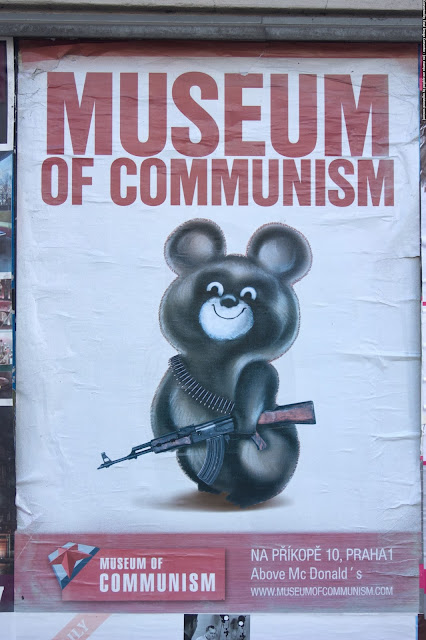 Музей коммунизма, Прага, Чехия. Museum of communism, Prague, Czech Republic.