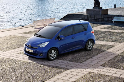 Toyota unveils new images of Verso-S MPV 2011