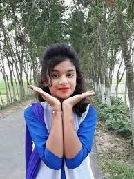 সুন্দরী মেয়েদের পিক