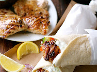 GREEK CHICKEN GYROS WITH TZATZIKI