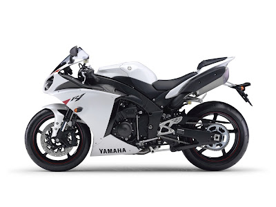 2012 Yamaha YZF-R1 revealed