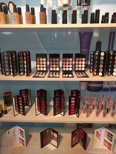 makeup collection display