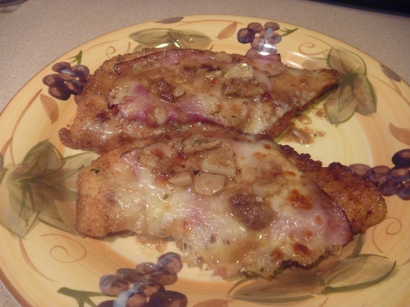 Mama G Recipes: Chicken Cutlet w/ White wine sauce.