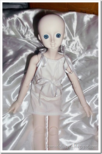 My new bjd in her first dress. My new bjd in her first dress.
