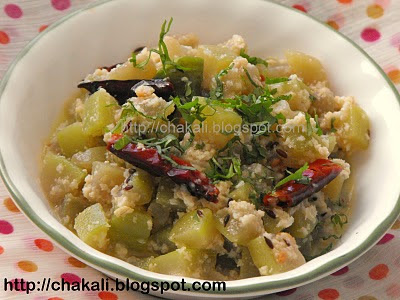 dudhichi bhaji, lauki sabzi, bottle gourd stir fry