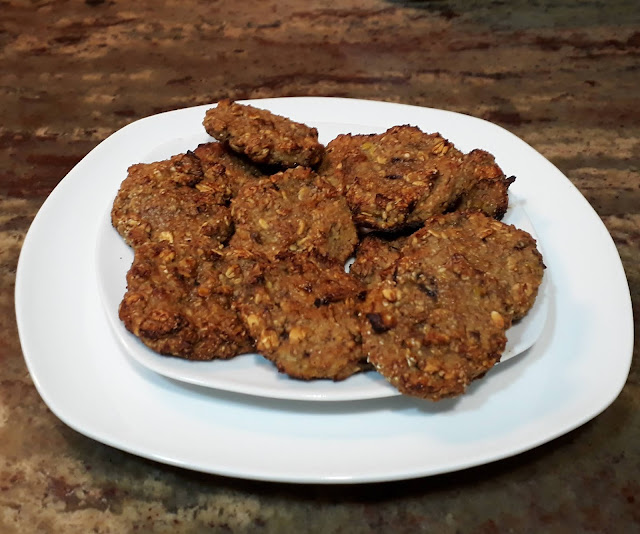 Hacer galletas con plátano, higos y avena