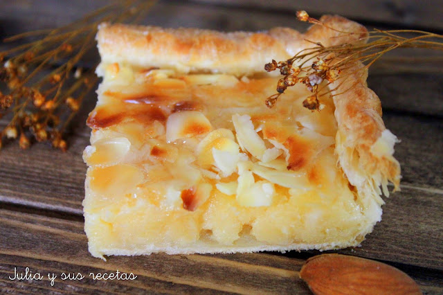 Hojaldre de crema de almendras. Julia y sus recetas