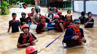 Warga Terisolasi Akibat Banjir Bandang dan Longsor Luwu Mencapai 3 Ribu Orang, Dua Anak Kecil yang Jadi Korban Masih Dicari