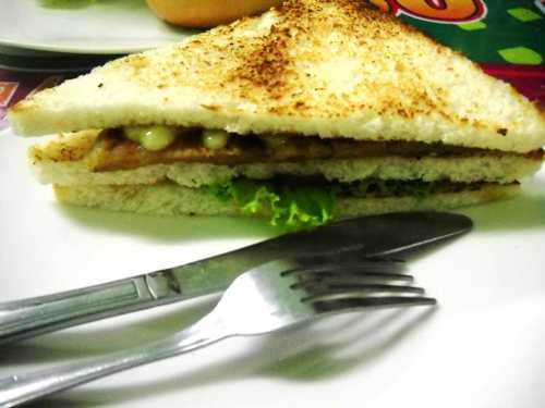 Sandwich Jamur Simple dan Nikmat
