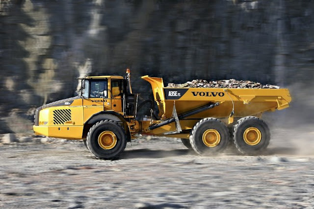 articulated dump truck Volvo A35