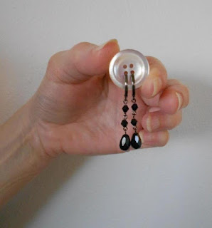 button-holder-for-pierced-earrings.jpeg